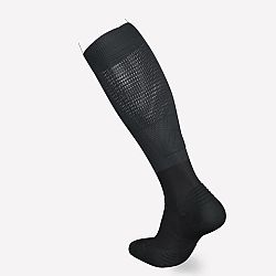 KIPRUN Kompresné bežecké ponožky 500 čierna 43-46 (L)